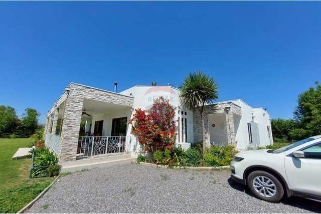 Gran parcela ubicada en colonia kennedy, paine!!