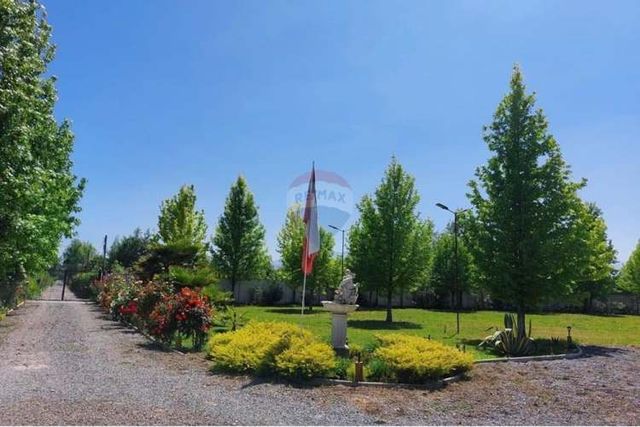 Gran parcela ubicada en colonia kennedy, paine!!