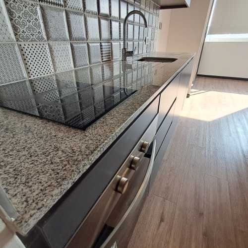 ARRIENDO ESTUDIO MODERNO CON EXCELENTES ESPACIOS COMUNES