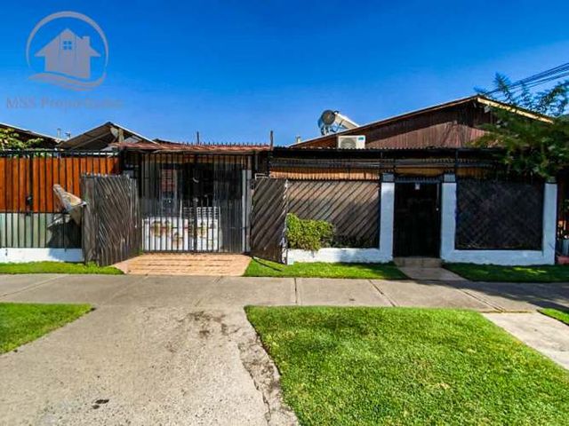 Casa amplia 3D/1B con ampliaciones regularizadas, cercana a Metro Las Mercedes – Puente Alto