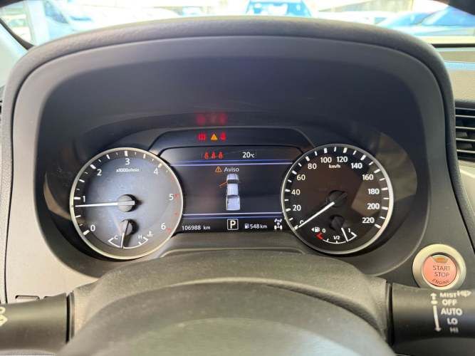 NISSAN NAVARA 4X4 LE