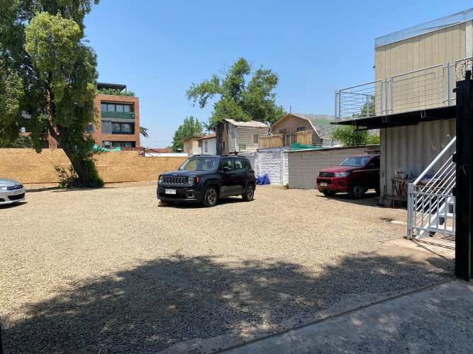 Arriendo espacio compra y venta vehiculos