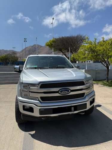 Vendo o permuto Platinium km