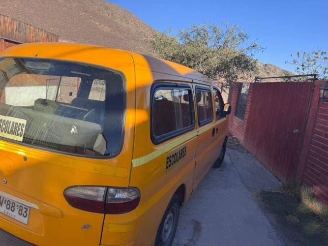 Vendo Furgon amarillo