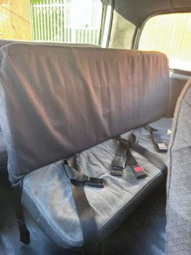 Vendo Furgon amarillo