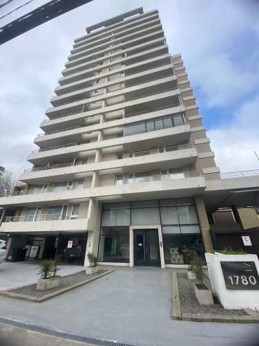 Depto. cómodo central espacio unificado tipo estudio