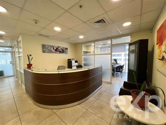 OFICINA Metro Pedro de Valdivia