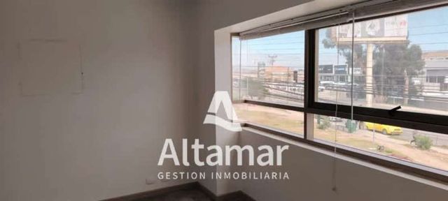 LOCAL COMERCIAL Avenida El Santo con Huanhuali