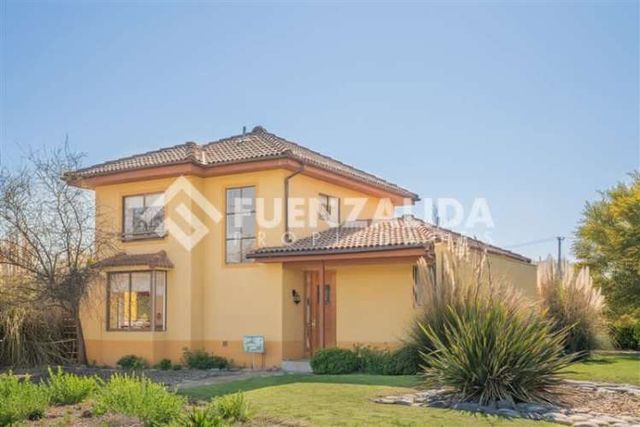 CASA Izaga 932, Isla de Maipo