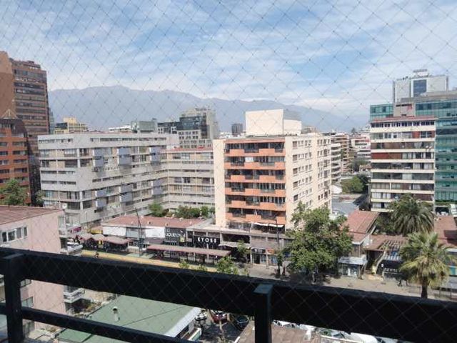 AMPLIO DEPARTAMENTO CON  TERRAZA Y TRIPLE ORIENTACION