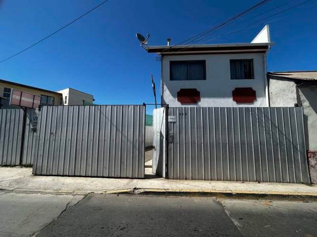 Propiedad con 5 departamentos