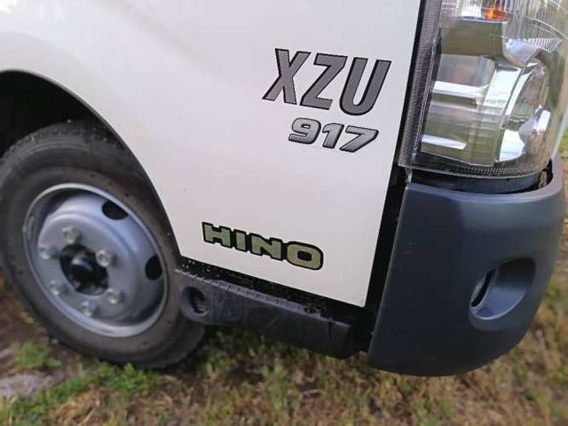 Hino xzu 300 LO 917