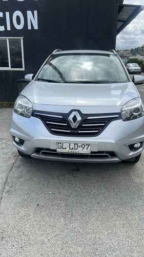 Venta  vehículo station wagon, koleos dynamique 2.5 automático, año 2015
