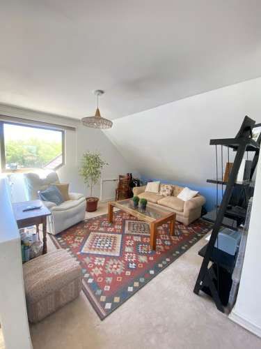 VENTA CASA PROVENZAL SECTOR PARQUE BRISAS NORTE 2 PISOS 3D+3B+ESCRITORIO+TERRAZA CON SECTOR AMBIENTADO PARA QUINCHO, COLEGIOS HIGHLANDS, CABO DE HORNOS