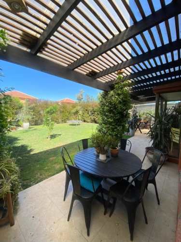 VENTA CASA PROVENZAL SECTOR PARQUE BRISAS NORTE 2 PISOS 3D+3B+ESCRITORIO+TERRAZA CON SECTOR AMBIENTADO PARA QUINCHO, COLEGIOS HIGHLANDS, CABO DE HORNOS