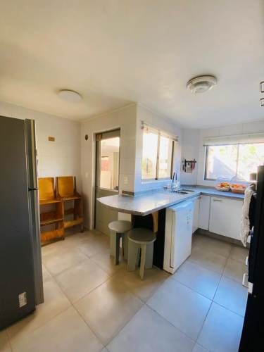 CERCANA A COLEGIOS HIGHLANDS, CABO DE HORNOS, entre otros