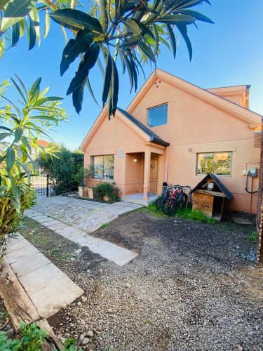 CERCANA A COLEGIOS HIGHLANDS, CABO DE HORNOS, entre otros