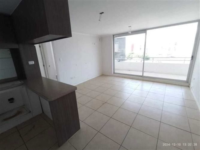 Luminoso Departamento con Vistas Despejadas (130404)