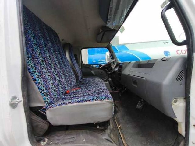Oportunidad única! Mitsubishi Fuso 1017 - Como nuevo, solo 21.406 km
