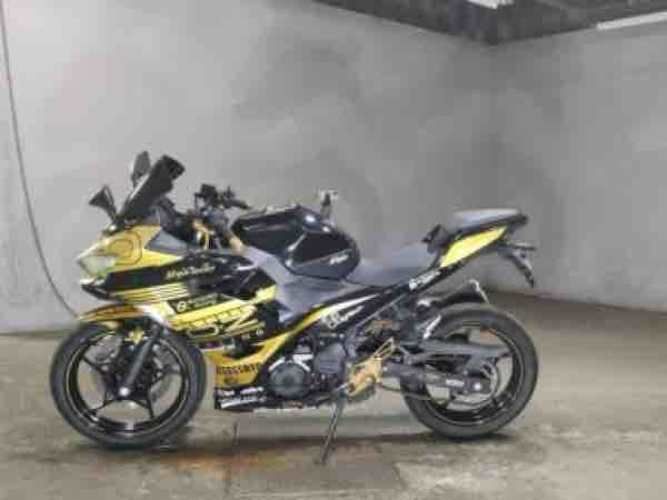 KAWASAKI NINJA 400cc