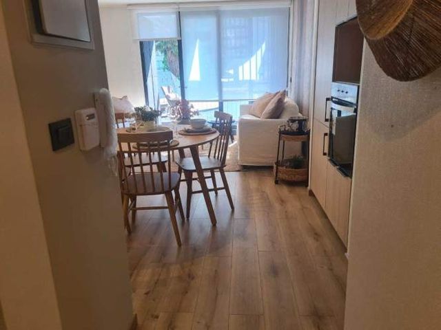 Amplio y Luminoso en Sector Exclusivo (130405)