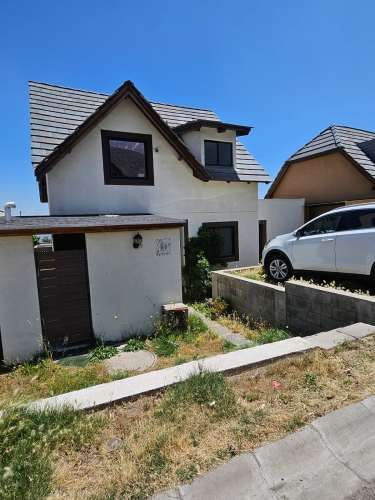 CASA 3 HABIT 3 BAÑOS CONDOMINIO PUERTA VERDE LA FLORIDA