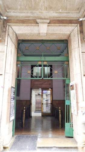 VENTA AMPLIA OFICINA SANTIAGO CENTRO