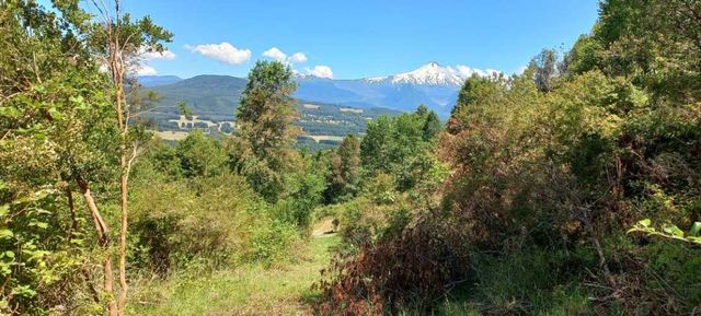 Parcela en venta. Bosque nativo. Condominio. Luz y agua.