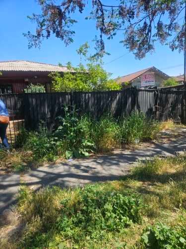 AMR VENDE TERRENO CON CASA, SECTOR INDUSTRIAL CERRILLOS