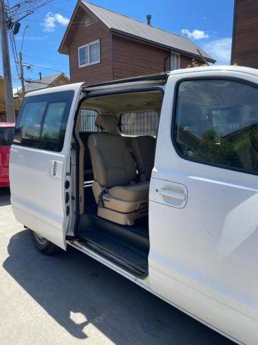 Vendo Hyundai h1 en excelente estado precio conversable