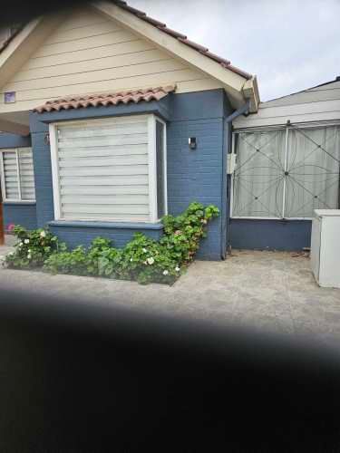 AMR PROPIEDADES VENDE CASA CONDOMINIO LARAPINTA 4D 3B 2E PISCINA