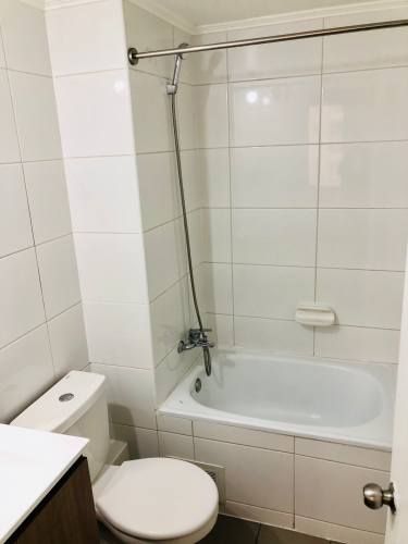 SE ARRIENDA DEPTO DE 2D+2B+EST+BOD ESTACON CENTRAL