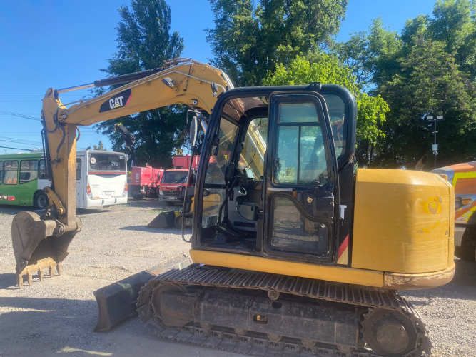 MINI EXCAVADORA Marca CATERPILLAR Modelo 307E Año 2019