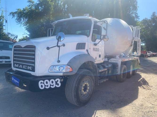 AMION MIXER Marca MACK Modelo GU813E Año 2013