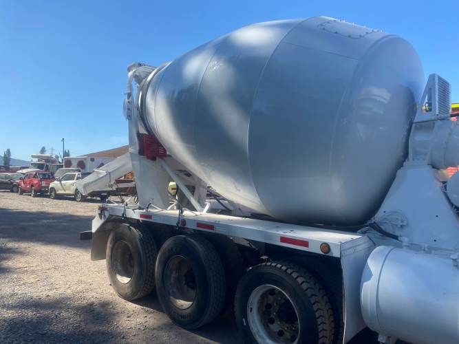 AMION MIXER Marca MACK Modelo GU813E Año 2013