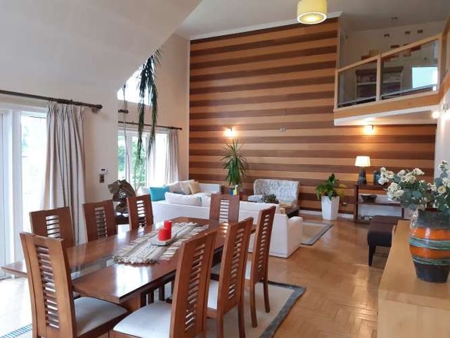 En Venta casa de 5 dormitorios Puerto Varas