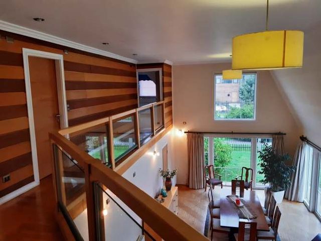En Venta casa de 5 dormitorios Puerto Varas