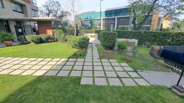 Descubre el encanto del Edificio Costanera, Dpto 1804-A con Bodega en Independencia