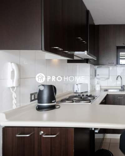 Departamento Ejecutivo en Edificio Novo: Comodidad y Conectividad en el Centro