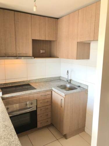 ARRIENDA DEPTO DE UNA HABITACION CON ESTACIONAMIENTO EN ÑUÑOA