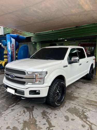FORD F150 PLATINUM