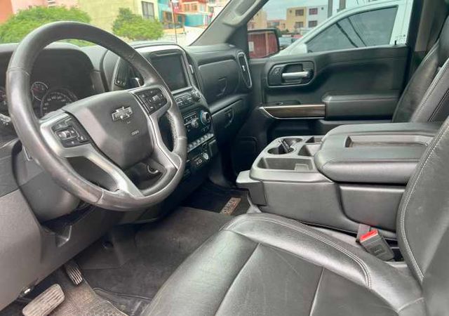 CHEVROLET SILVERADO TRAIL BOSS