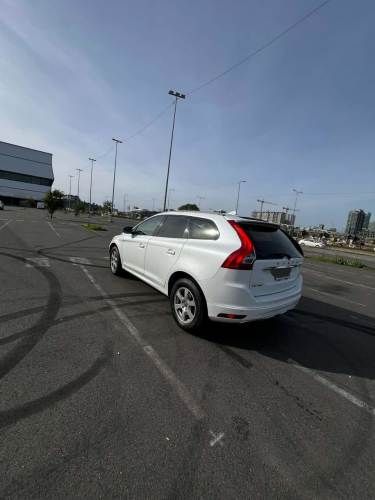 VENDO VOLVO XC60 T5 FULL 2015 – EXCELENTE ESTADO