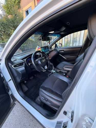 Toyota corolla cross híbrido seg 1.8 full equipo