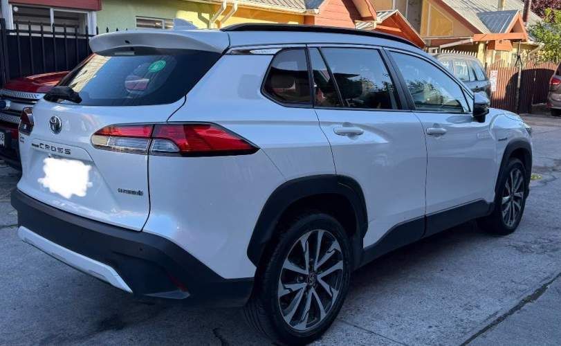 Toyota corolla cross híbrido seg 1.8 full equipo
