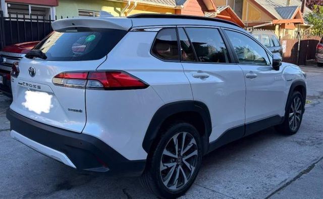 Toyota corolla cross híbrido seg 1.8 full equipo