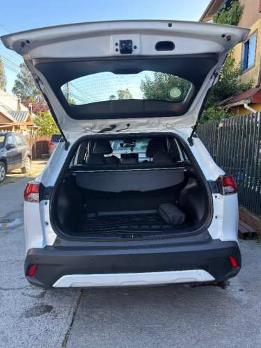 Toyota corolla cross híbrido seg 1.8 full equipo