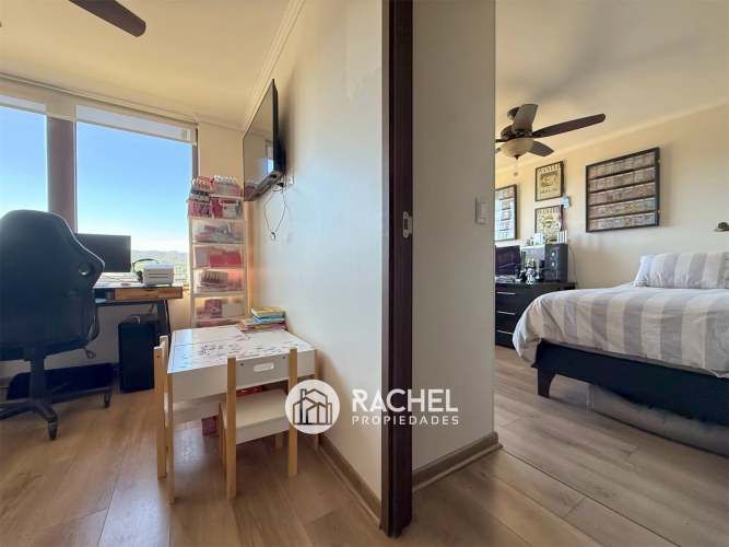 SE ARRIENDA HERMOSO Y AMPLIO DEPARTAMENTO EN EXCLUSIVO Condominio Vista Golf