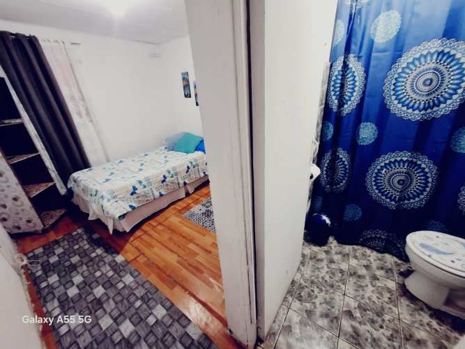 Habitacion amoblada central  con baño privado