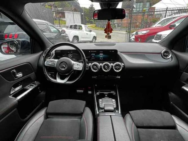 Mercedes Benz GLA 220 D HB 4MATIC